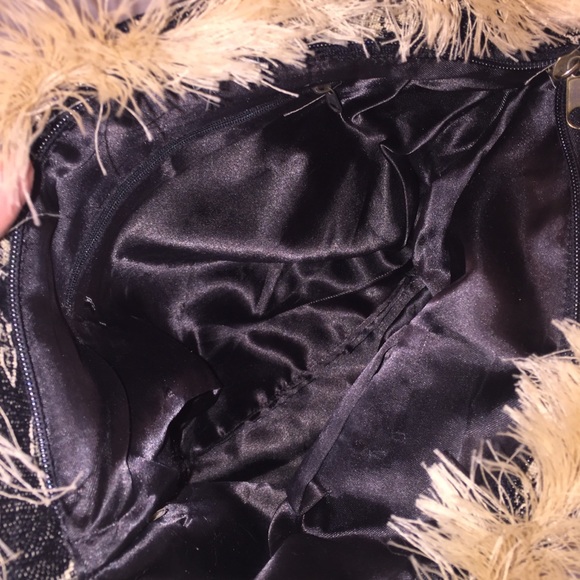 Black & Tan Tapestry Double handle Handbag - Picture 6 of 8